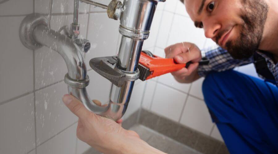Professional same day plumber services in Woolstock, IA